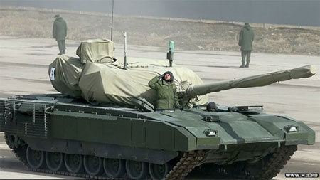 Nga “trình làng” xe tăng mới trong diễu binh kỷ niệm chiến thắng phát xít