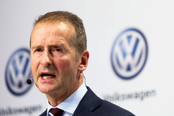 CEO Volkswagen sốc khi CEO Audi bị bắt