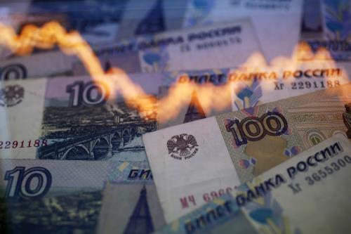 Ba rủi ro hệ thống chính đối với kinh tế LB Nga