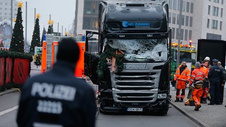 Đức bắt nhầm nghi phạm khủng bố chợ Giáng sinh