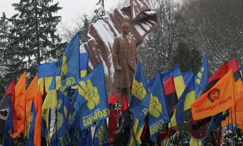 Báo Nga: Mỹ đã xây dựng các tổ chức chống Moscow từ trong Ukraine