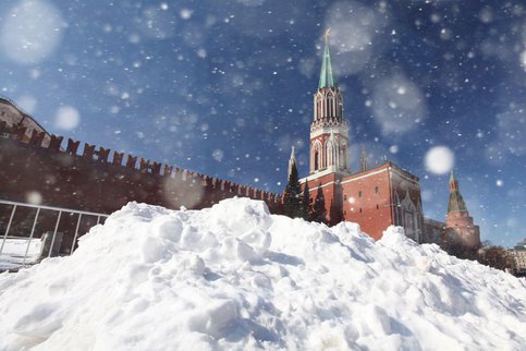 Moskva: Tuyết rơi nhiều, lớp tuyết phủ có thể lên đến 12-14 cm