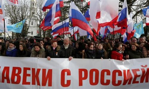 Dân Crimea thích là người Nga hơn quay về thuộc Ukraine