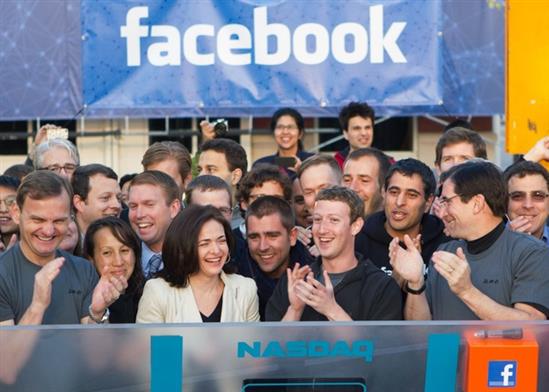 Chặng đường thống trị thế giới của Facebook