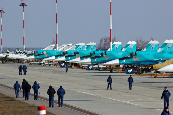 Không quân Nga chuẩn bị cho đợt trình diễn lớn nhất trong năm