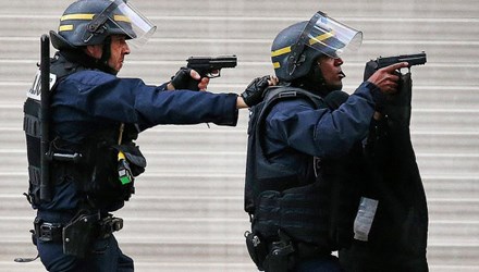 Pháp chặn đứng âm mưu tấn công khủng bố mới