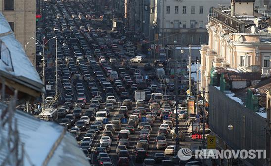 Moskva: Cảnh báo ùn tắc giao thông nghiêm trọng trong thời gian sửa đường