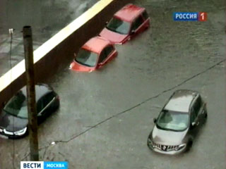 Moskva: Mưa gió 