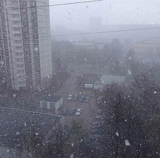 Tuyết tháng 4 xuất hiện ở Moskva và vùng ngoại ô