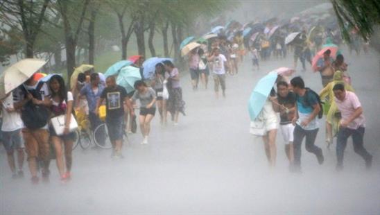 Siêu bão tàn phá Trung Quốc
