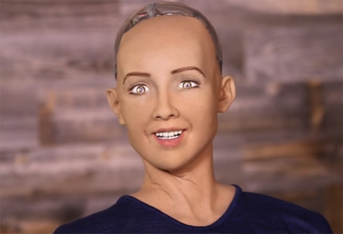 Robot thông minh Sophia: 'OK, tôi sẽ tiêu diệt loài người'