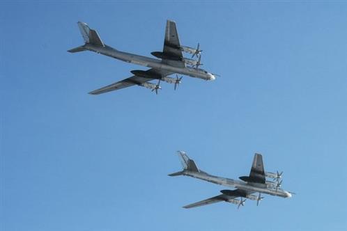 Bí ẩn về máy bay ném bom “Gấu” Nga gầm rú trên bầu trời châu Âu