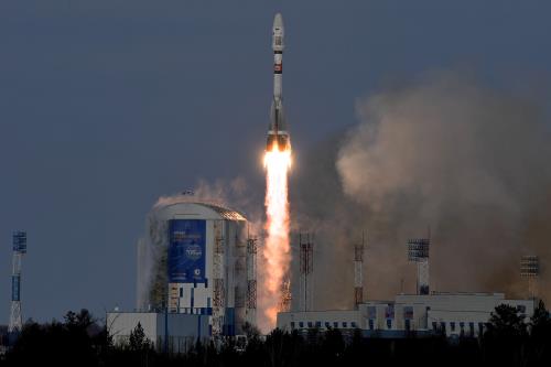 Nga mất liên lạc với vệ tinh vừa được phóng lên quỹ đạo