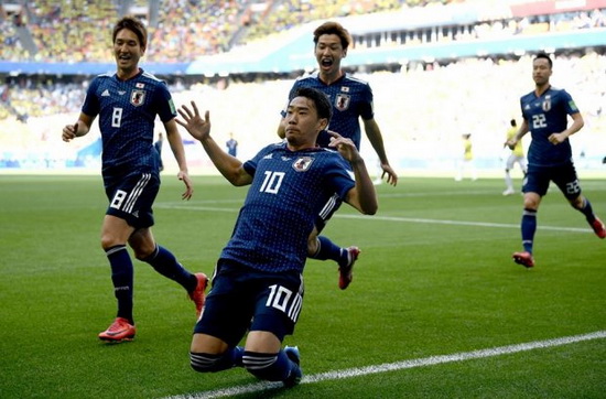 Nhật Bản hạ Colombia 2-1: Tự hào quá, bóng đá châu Á!