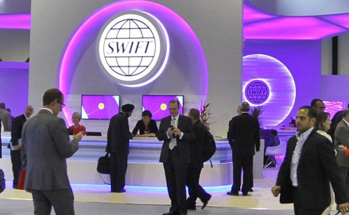 SWIFT phản đối loại Nga khỏi hệ thống tài chính quốc tế