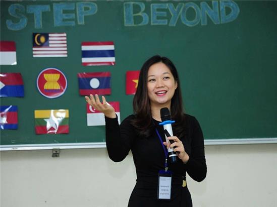 Duyên sư phạm của nữ giảng viên trẻ từng đến 29 nước