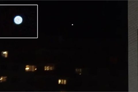 UFO bí ẩn quần liệng trên bầu trời Nga