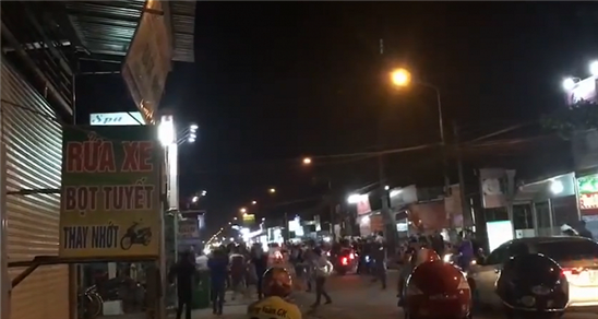 Gần 100 thanh niên cầm dao kiếm chém nhau giữa phố: Công an Đồng Nai vào cuộc điều tra