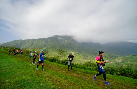 2.200 vận động viên tham gia Giải Marathon vượt núi Việt Nam năm 2017