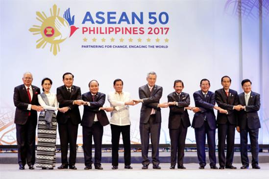 Hội nghị ASEAN sửa dự thảo tuyên bố chung, bổ sung tình hình Biển Đông