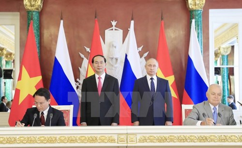 Chuyến thăm của Chủ tịch nước Trần Đại Quang giúp mối quan hệ giữa Việt Nam với CH Belarus và LB Nga ngày càng phát triển toàn diện