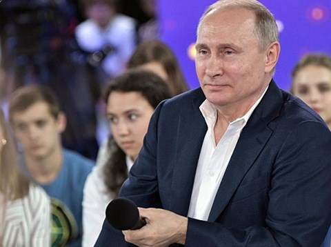 Tổng thống Putin tiết lộ mật danh thời học trường điệp viên