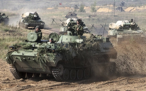 Rầm rộ tập trận Zapad, Nga chơi đòn cân não với Mỹ và NATO
