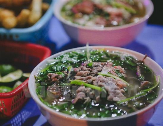 Phở và Gỏi cuốn của Việt Nam lọt tốp 30 món ăn ngon nhất thế giới