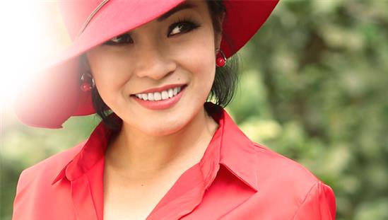 Chỉ với một status, Phương Thanh vạch trần sự thật showbiz Việt