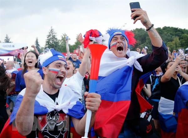 World Cup 2018: Nước Nga, khi sự cuồng nhiệt bóng đá đi qua