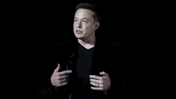 Tỉ phú Elon Musk xin lỗi vì xúc phạm thợ lặn giải cứu đội bóng Thái Lan