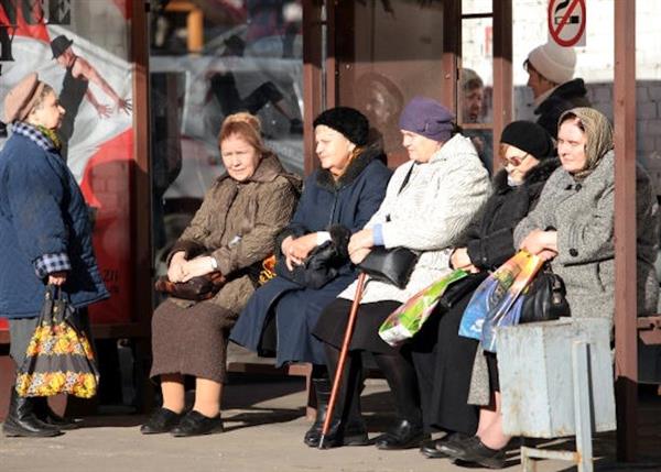 Tổng thống Nga cam kết lắng nghe mọi ý kiến về việc nâng tuổi nghỉ hưu