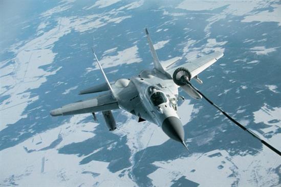 Người đàn ông Nga chi trả hơn 14.000 USD để bay MiG-29
