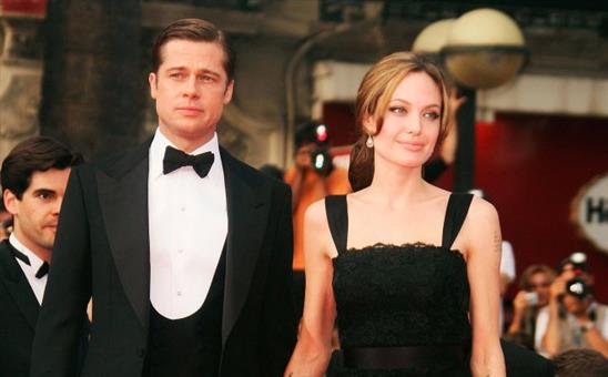 Lời cầu xin của Brad Pitt sau khi Angelina Jolie đệ đơn ly hôn