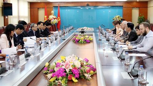 Việt Nam và Nga tăng cường hợp tác về thông tin, truyền thông