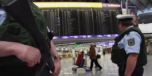 Sân bay Frankfurt báo động vì một đối tượng đột nhập bí ẩn