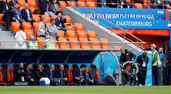 Người Nga nổi giận tình trạng khán đài trống ở World Cup 2018