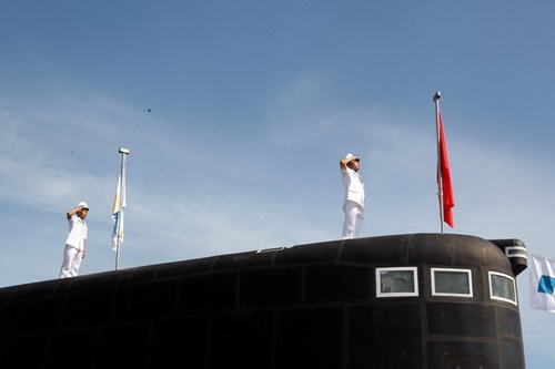 Lễ thượng cờ hai tàu ngầm 184 Hải Phòng và 185 Khánh Hòa