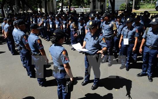 Cảnh sát chìm Philippines nổ súng diệt nhiều kẻ buôn ma túy