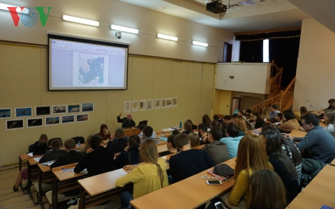 Sinh viên Nga tìm hiểu cơ chế pháp lý giải quyết tranh chấp Biển Đông
