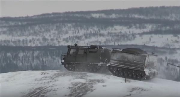 Hải quân Nga thử nghiệm xe vượt tuyết chịu được âm 50 độ C