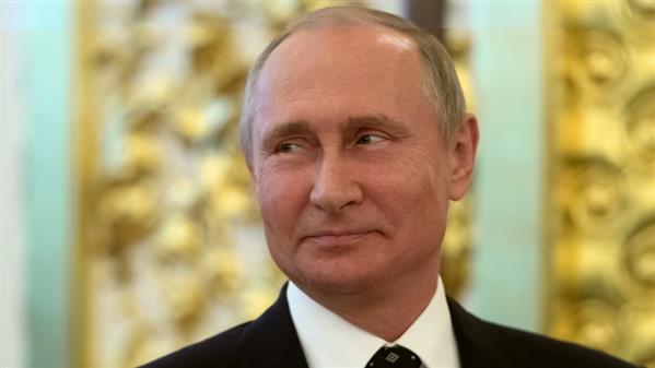 Tổng thống Putin mời đội tuyển Nga tới điện Kremlin