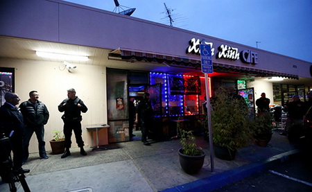 Cảnh sát Mỹ đột kích loạt quán cafe Việt, thu hơn 100 máy đánh bạc