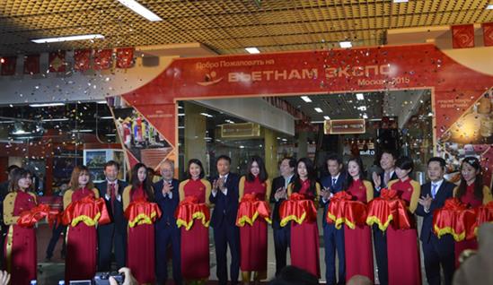 Tin ảnh: Khai trương Hội chợ Hàng Việt Nam chất lượng cao tại Moskva 2015