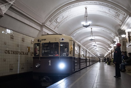Khám phá vẻ đẹp của hệ thống tàu điện ngầm Moscow (Nga)