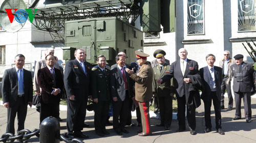 Đại sứ quán VN tri ân các chiến sĩ, sĩ quan quân đội Nga