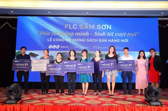 Nhà đầu tư Ninh Bình nhận quà tặng tưng bừng từ FLC Sầm Sơn