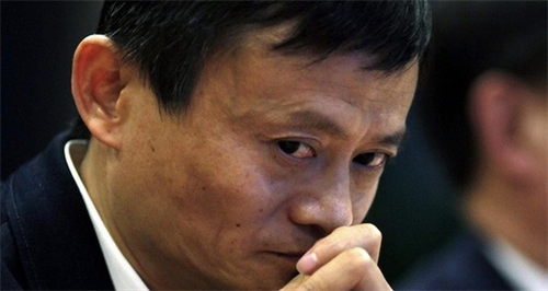 Jack Ma: '35 tuổi mà còn nghèo, đấy là tại bạn!'