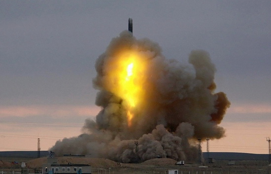 Người dân Nga đề xuất đặt tên Tổng thống Putin cho tên lửa mới