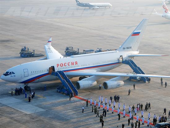 Bất ngờ với nội thất bên trong máy bay của Tổng thống Putin vừa tới Việt Nam